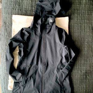 uniqlo zip water resistant windproof jacket